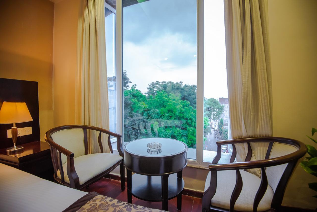 Gold Leaf Hotel Udaipur Luaran gambar