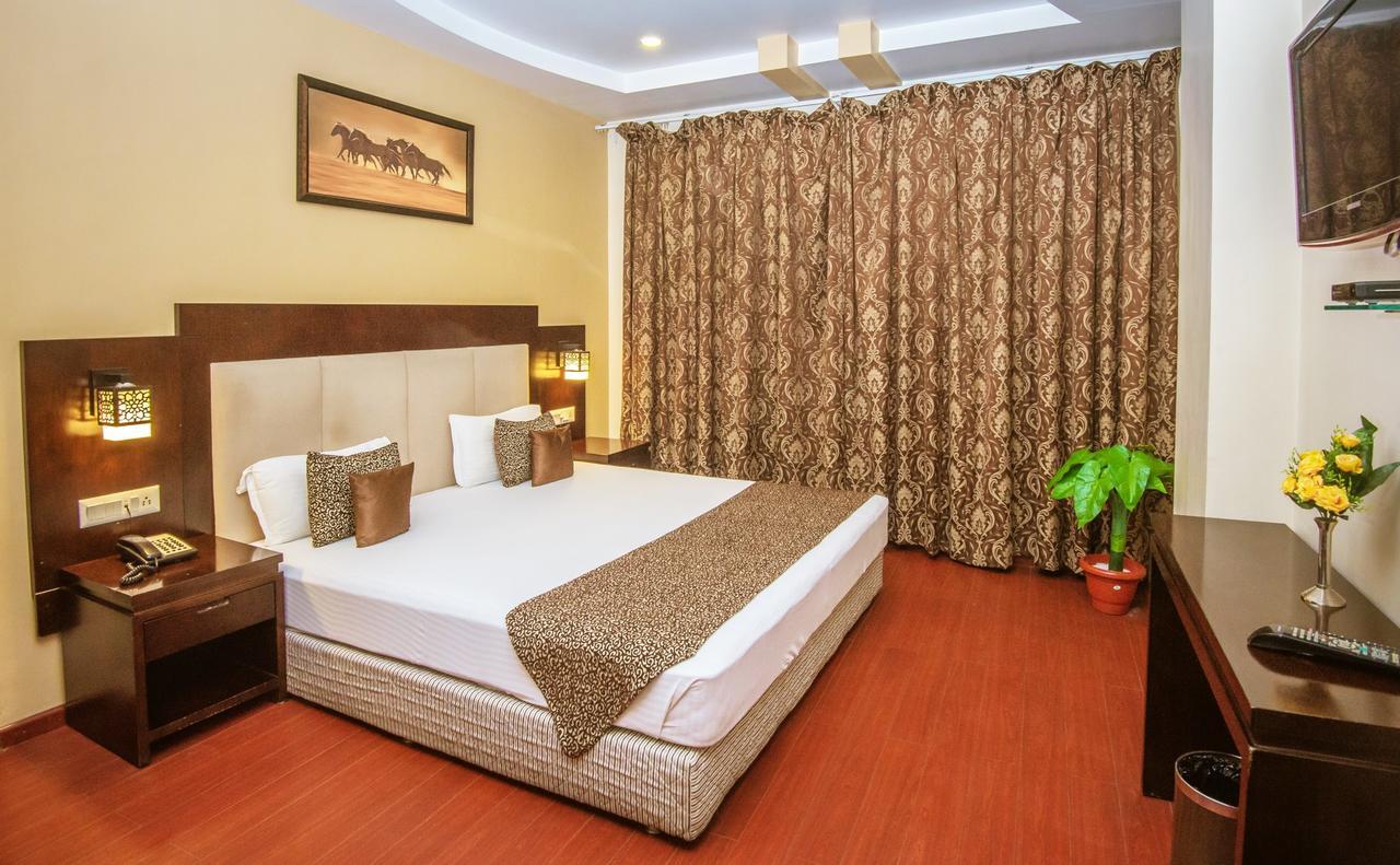 Gold Leaf Hotel Udaipur Luaran gambar