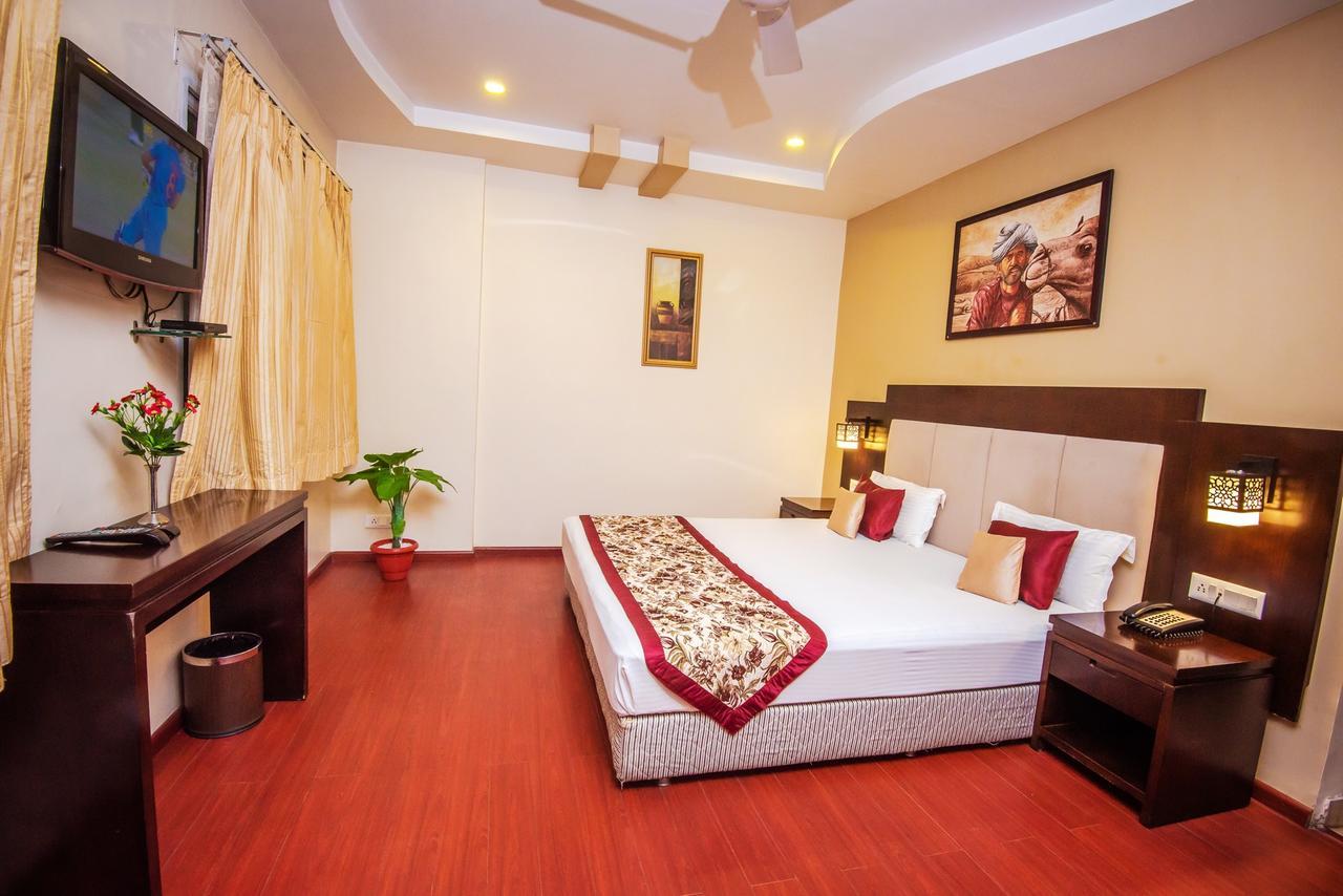 Gold Leaf Hotel Udaipur Luaran gambar