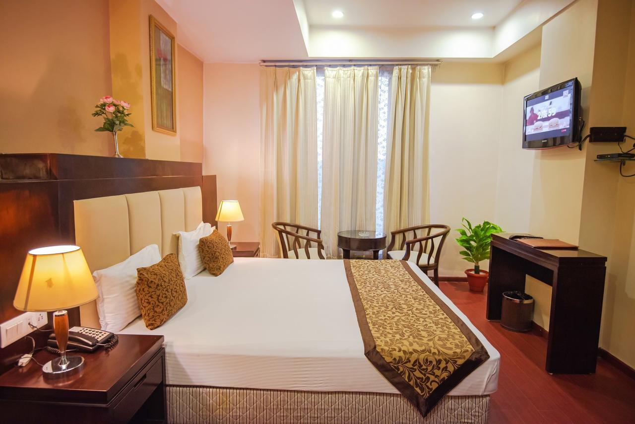 Gold Leaf Hotel Udaipur Luaran gambar
